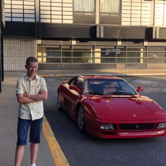 Meet your Posher, Raphaël - Picture 1 of 1